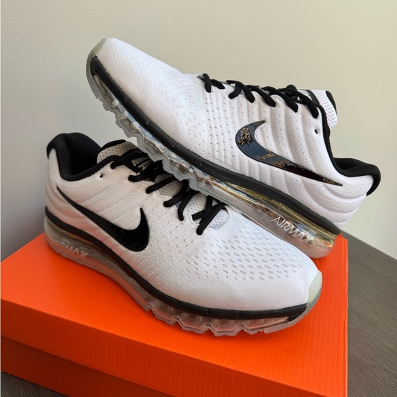 Nike Other - Nike Air Max 2017